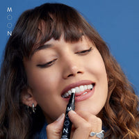 Moon - Kendall Jenner Teeth Whitening Pen Vanilla Mint